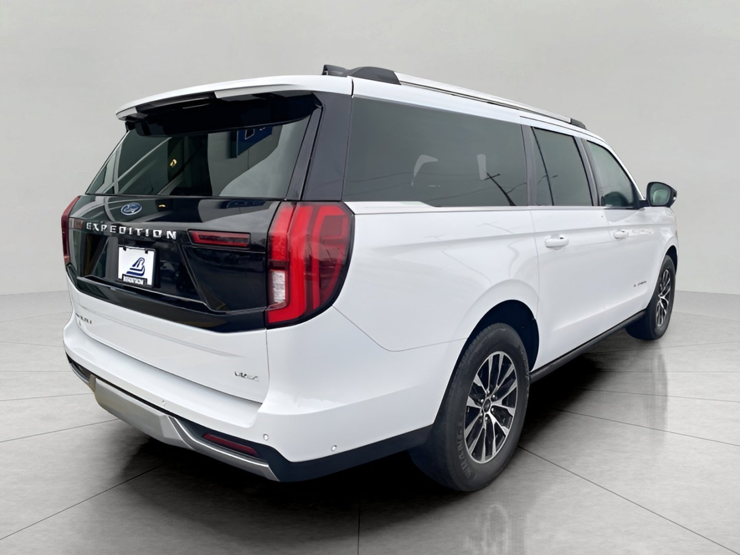 Certified 2025 Ford Expedition Max Platinum image 6