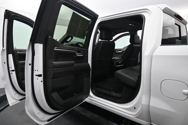 Used 2024 Chevrolet Silverado 1500 LTZ w/ LTZ Convenience Package II AWD/4WD image 18