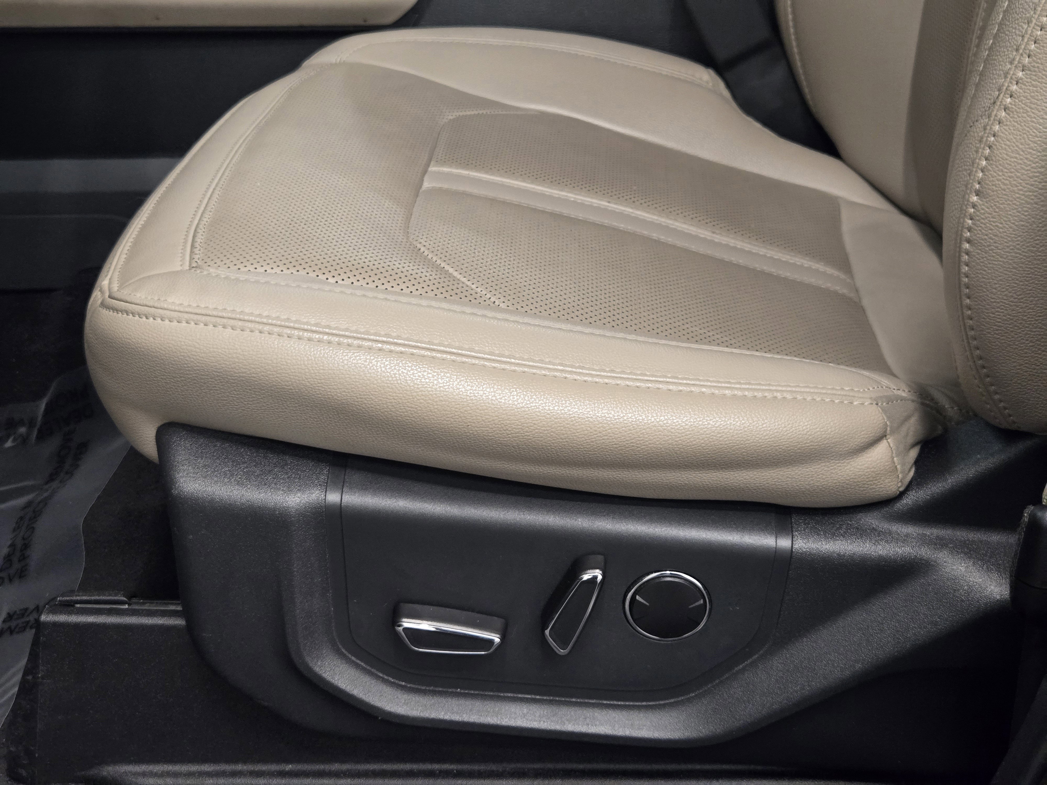 Certified 2024 Ford Expedition Limited RWD image 24