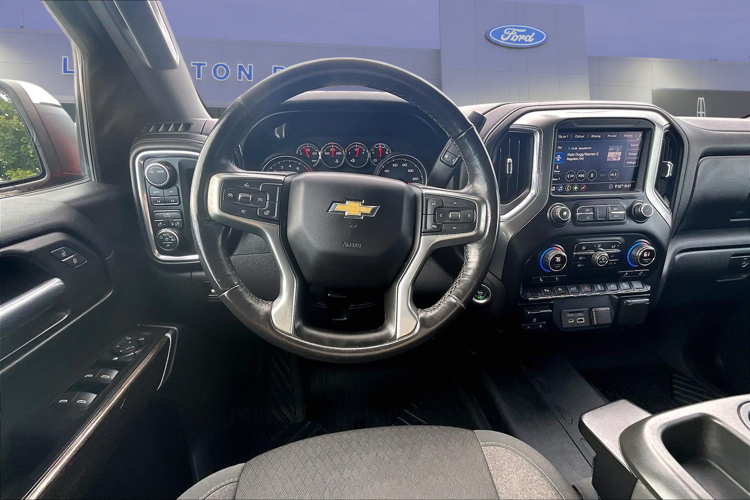 Used 2020 Chevrolet Silverado 1500 LT w/ All-Star Edition AWD/4WD image 9