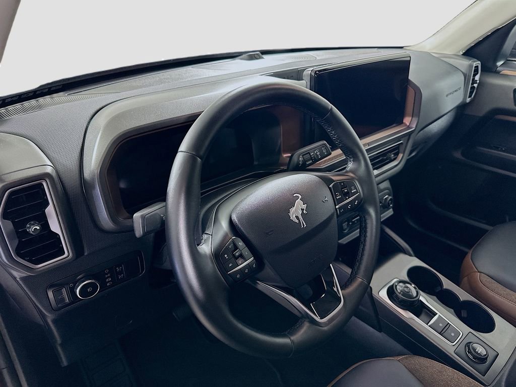 Certified 2025 Ford Bronco Sport Outer Banks w/ Outer Banks Tech Package+ image 9