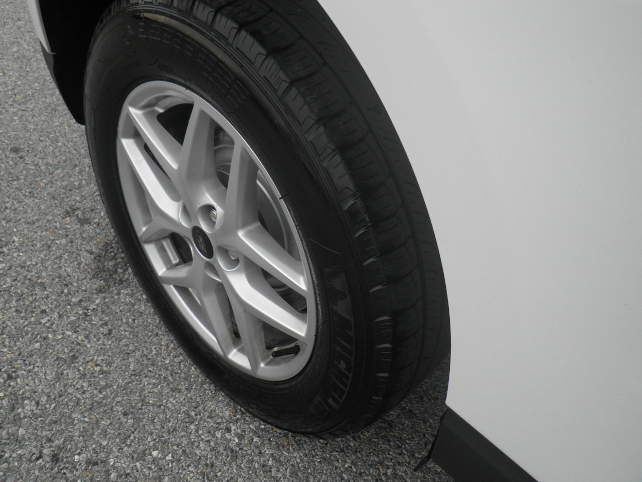 Certified 2024 Ford Edge SEL w/ Convenience Package AWD/4WD image 9