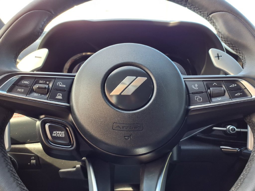 Used 2024 Dodge Hornet R/T Plus w/ R/T Blacktop Package AWD/4WD image 17