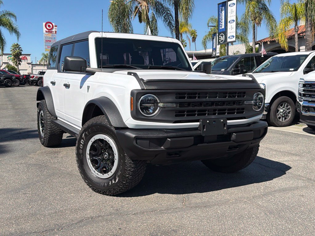 Certified 2022 Ford Bronco 4-Door w/ Sasquatch Package AWD/4WD image 3