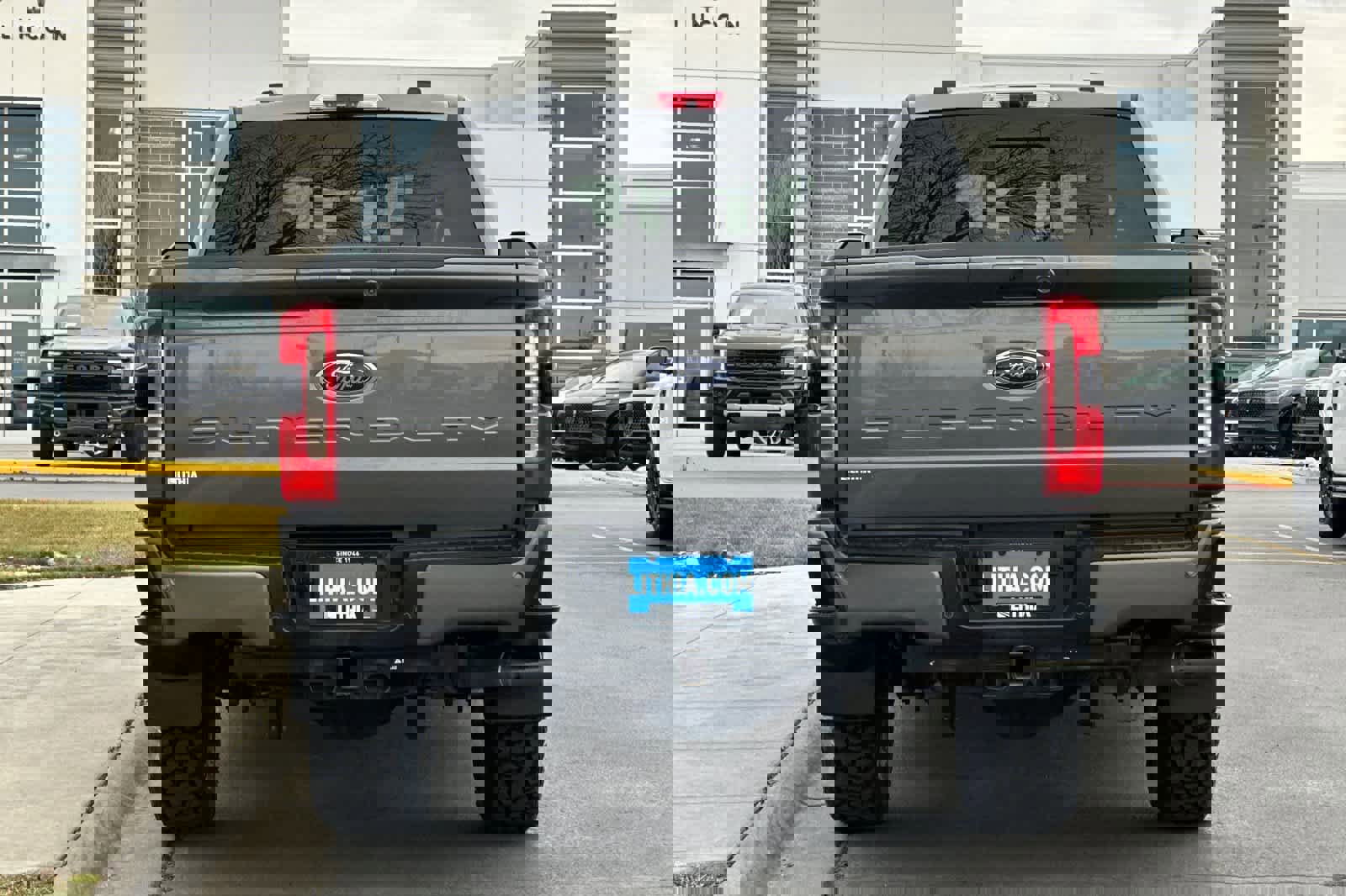 Certified 2023 Ford F250 Lariat w/ Sport Appearance Package image 4