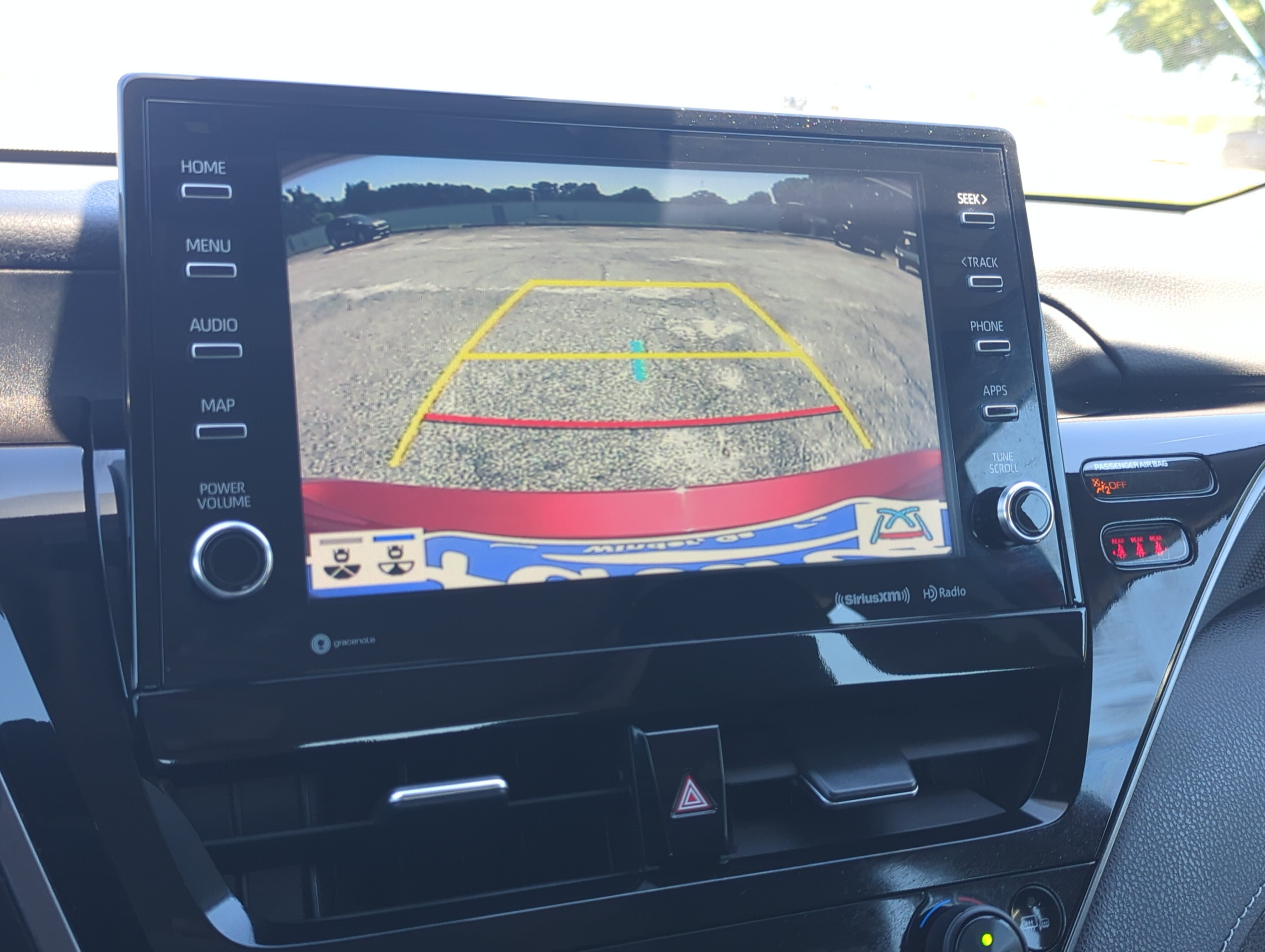 Used 2022 Toyota Camry XSE FWD image 18