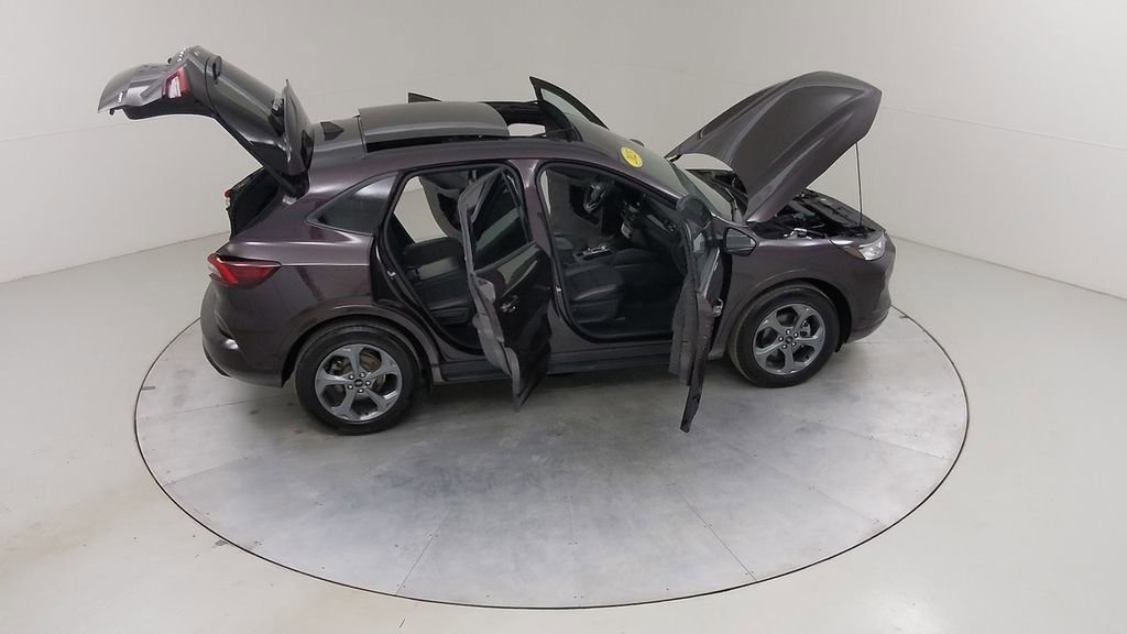 Certified 2023 Ford Escape ST-Line w/ Tech Pack #1 image 48