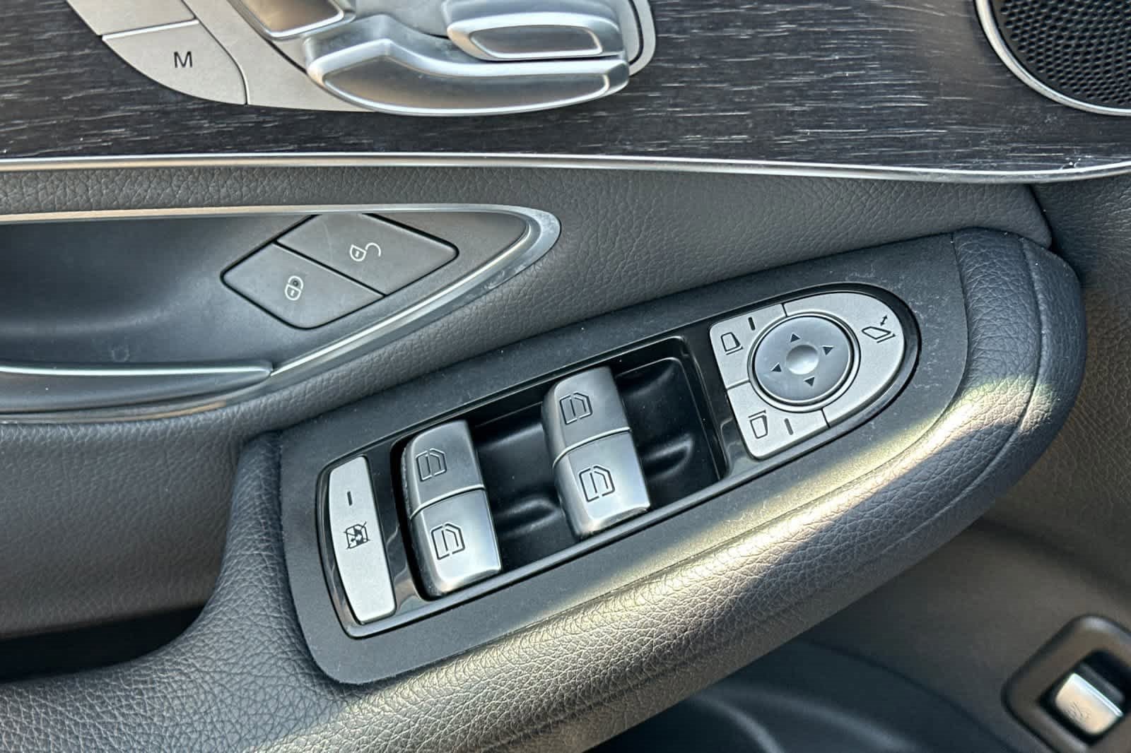 Used 2022 Mercedes-Benz GLC 300 GLC 300 image 14