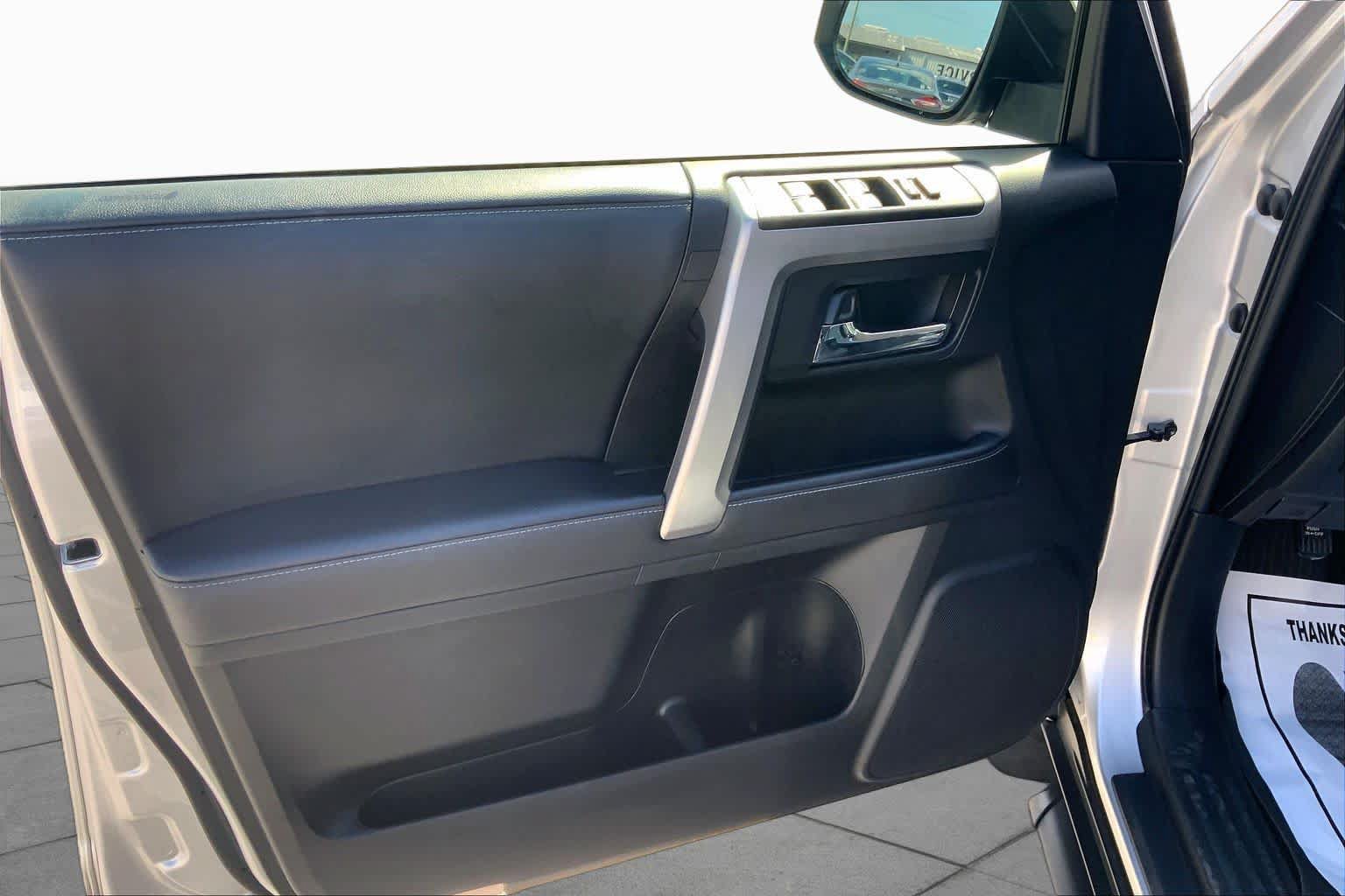 Used 2023 Toyota 4Runner SR5 Premium w/ Moonroof Package RWD image 22