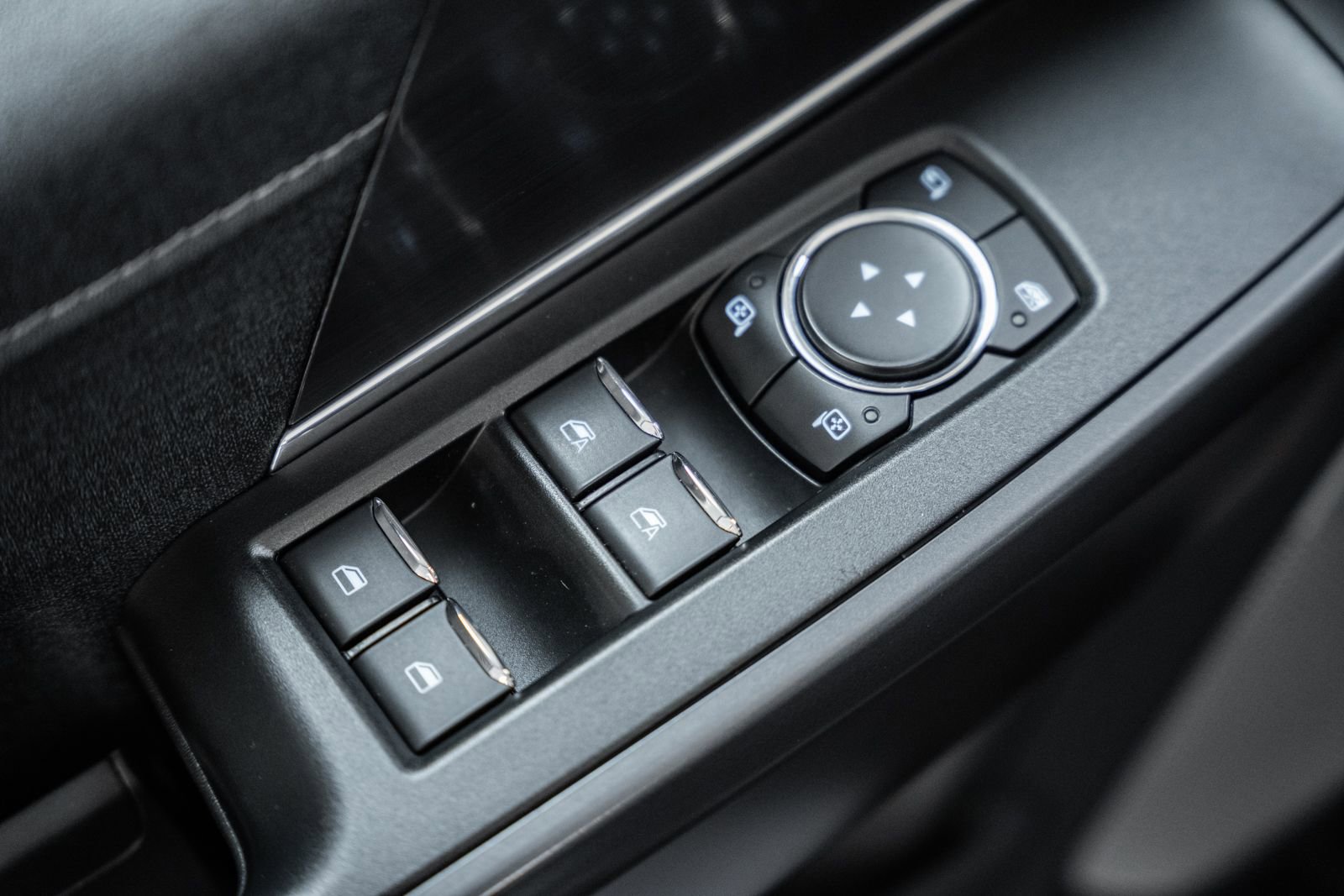 Certified 2025 Ford F150 Lariat image 48