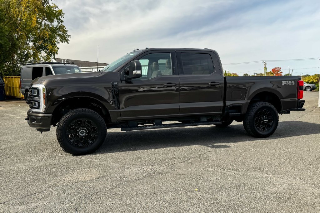 Certified 2024 Ford F250 XLT w/ Black Appearance Package AWD/4WD image 6