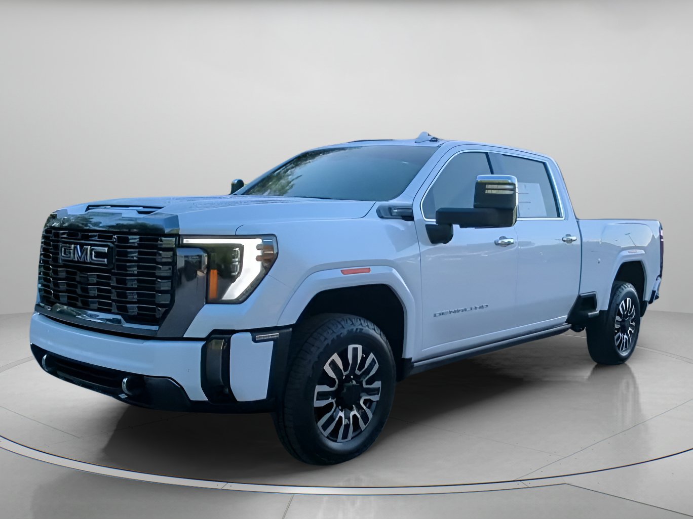 Used 2024 GMC Sierra 2500 Denali Ultimate AWD/4WD image 12