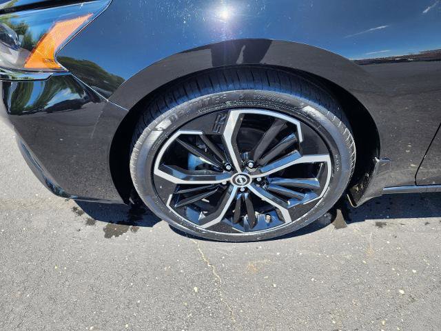Used 2023 Nissan Altima 2.5 SR w/ SR Premium Package FWD image 9