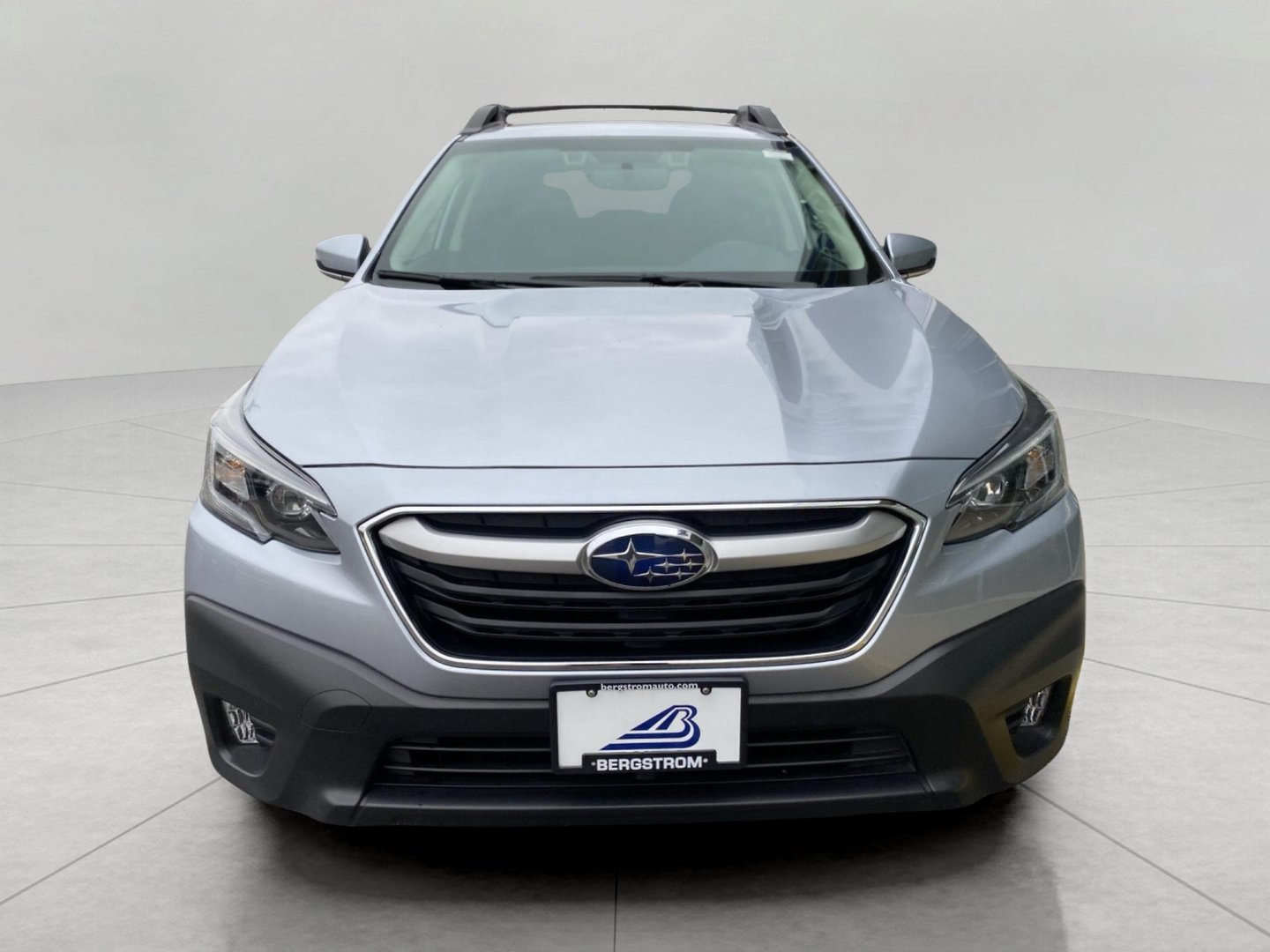 Used 2022 Subaru Outback Premium AWD/4WD image 3