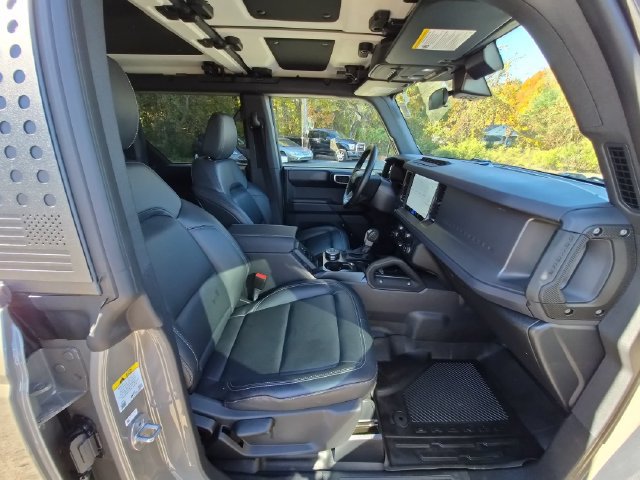 Certified 2025 Ford Bronco Badlands w/ Sasquatch Package AWD/4WD image 34