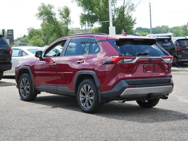 Used 2022 Toyota RAV4 Limited AWD/4WD image 4