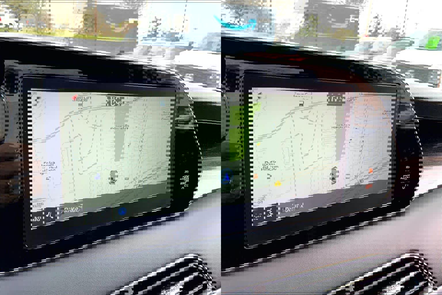 Used 2021 Hyundai Palisade Limited w/ Winter Package image 24