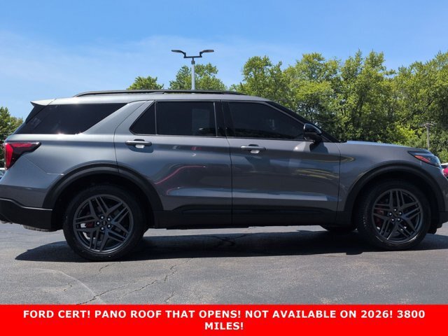 Certified 2025 Ford Explorer ST w/ Sun And Sound Package AWD/4WD image 4
