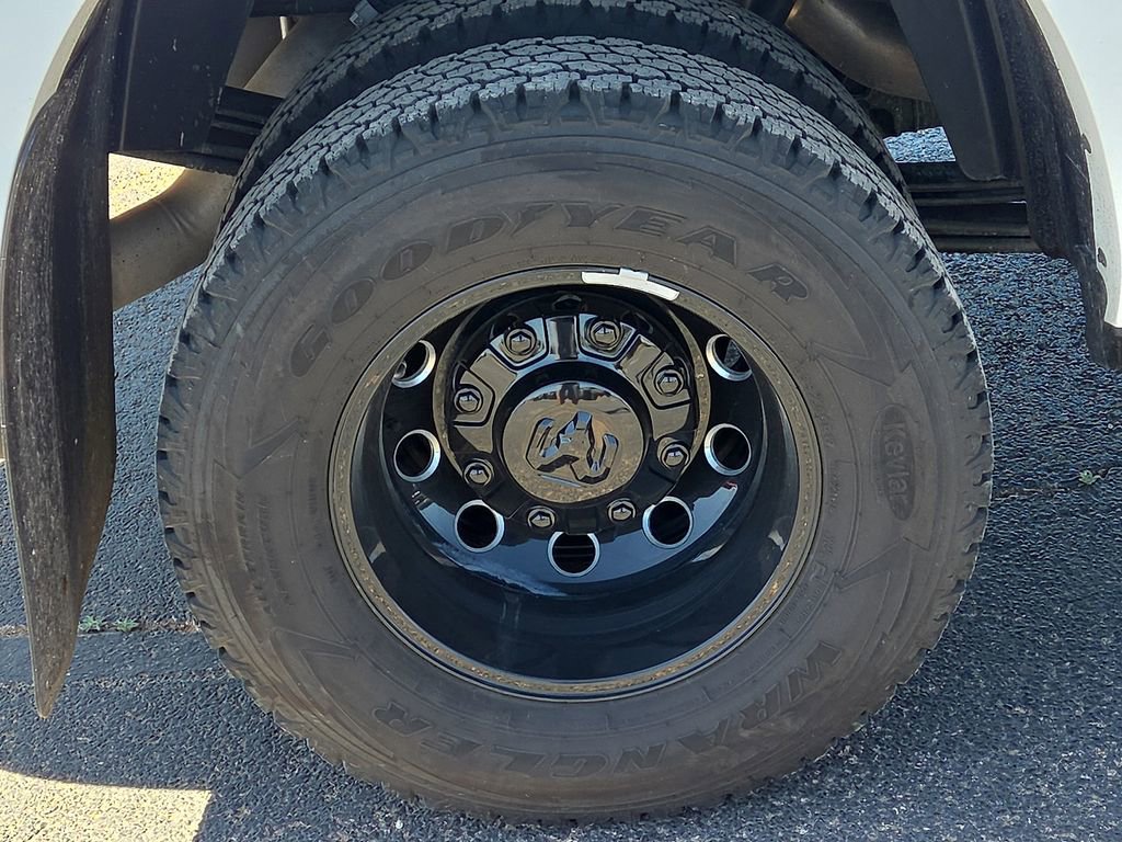 Used 2025 RAM 3500 Limited image 18
