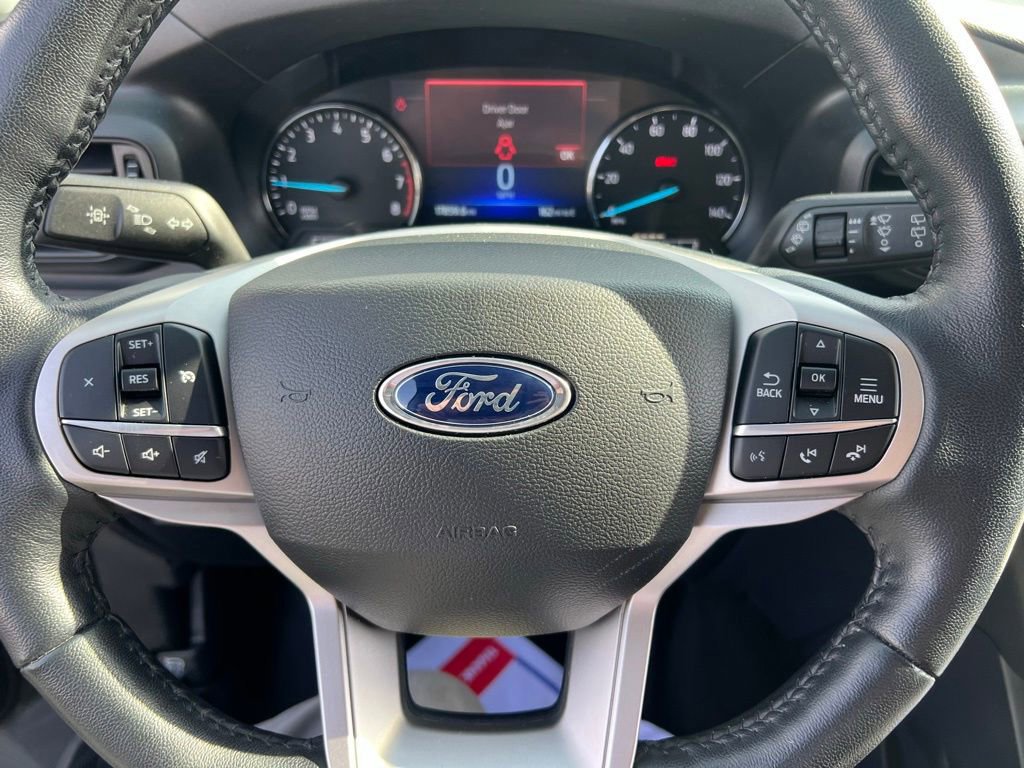 Certified 2022 Ford Explorer XLT w/ Class IV Trailer Tow Package image 27