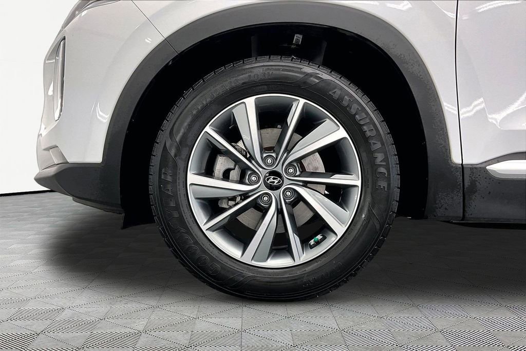 Used 2019 Hyundai Santa Fe SEL FWD image 9