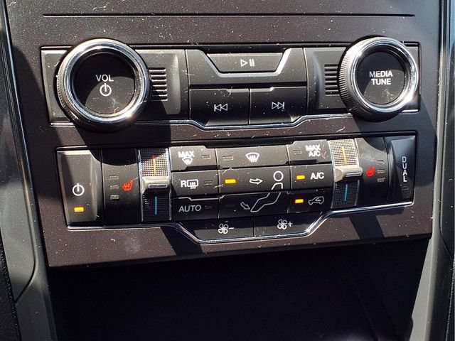 Certified 2019 Ford Explorer XLT w/ Equipment Group 202A AWD/4WD image 17