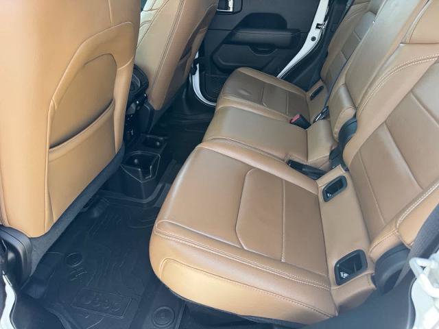 Used 2020 Jeep Gladiator Overland AWD/4WD image 11