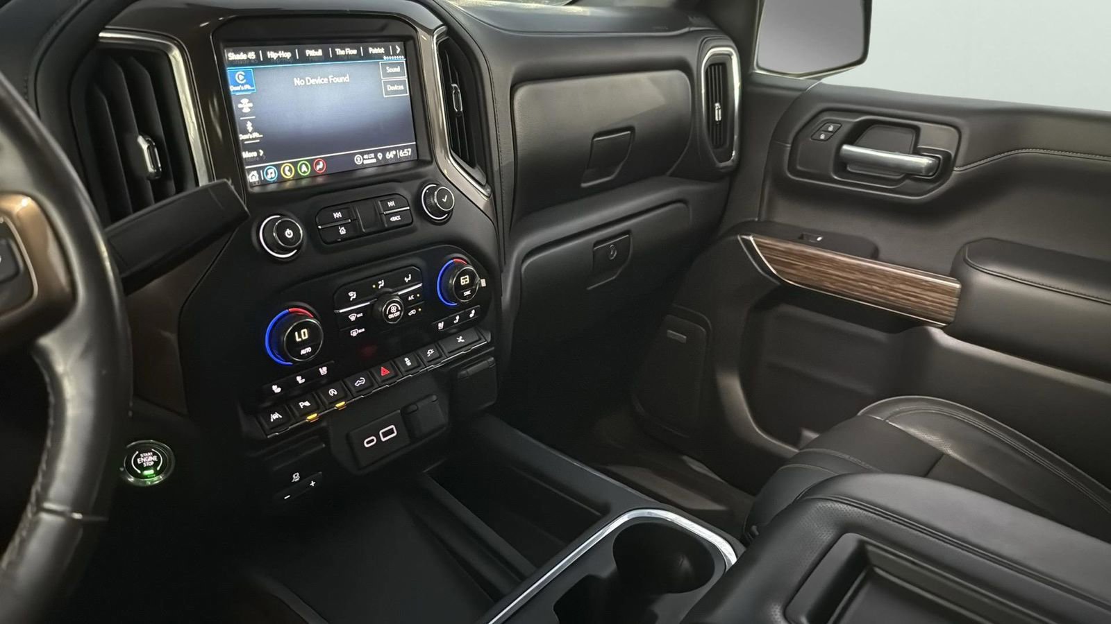 Used 2021 Chevrolet Silverado 1500 High Country w/ Technology Package image 20