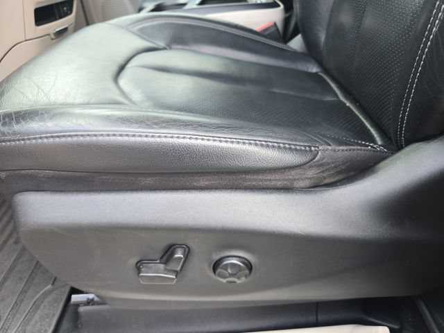 Used 2022 Chrysler Pacifica Touring-L FWD image 12