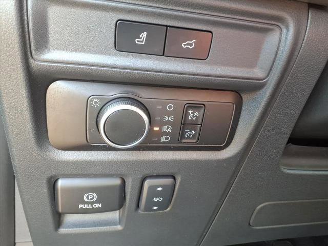 Certified 2024 Ford Expedition XLT image 14
