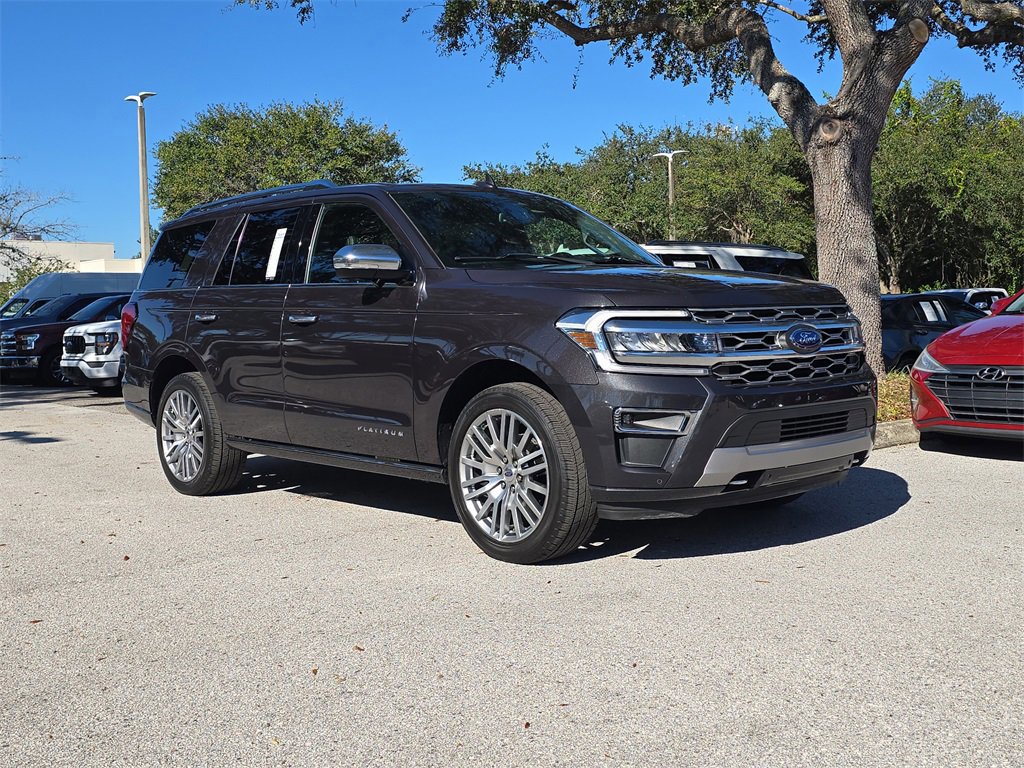 Certified 2023 Ford Expedition Platinum image 2