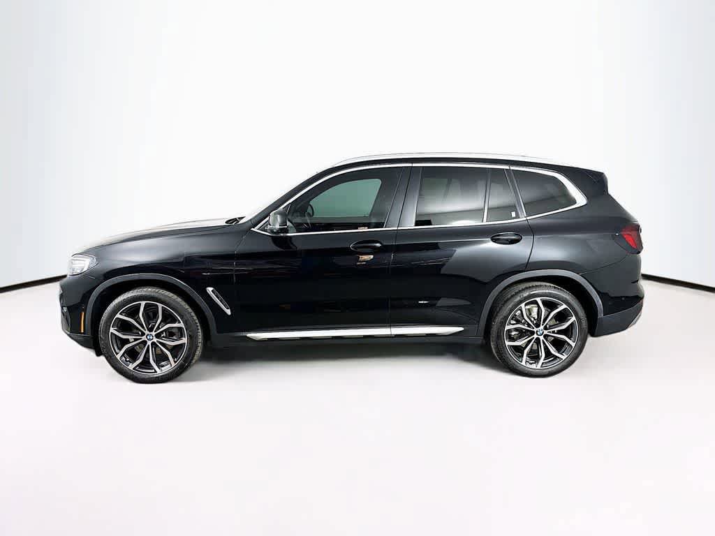 Used 2022 BMW X3 xDrive30i AWD/4WD image 3