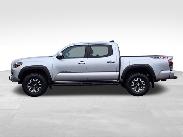 Used 2022 Toyota Tacoma TRD Off-Road w/ TRD Premium Off Road Package AWD/4WD image 6