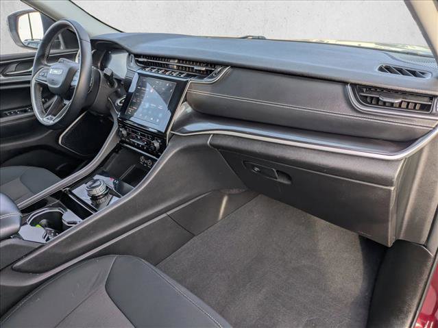 Used 2022 Jeep Grand Cherokee L Laredo w/ Luxury Tech Group I AWD/4WD image 23
