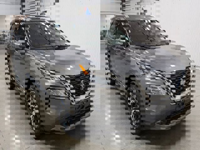 Used 2023 Nissan Rogue SL image 6