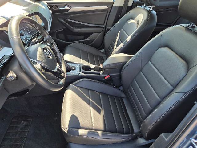 Used 2021 Volkswagen Jetta SE image 15