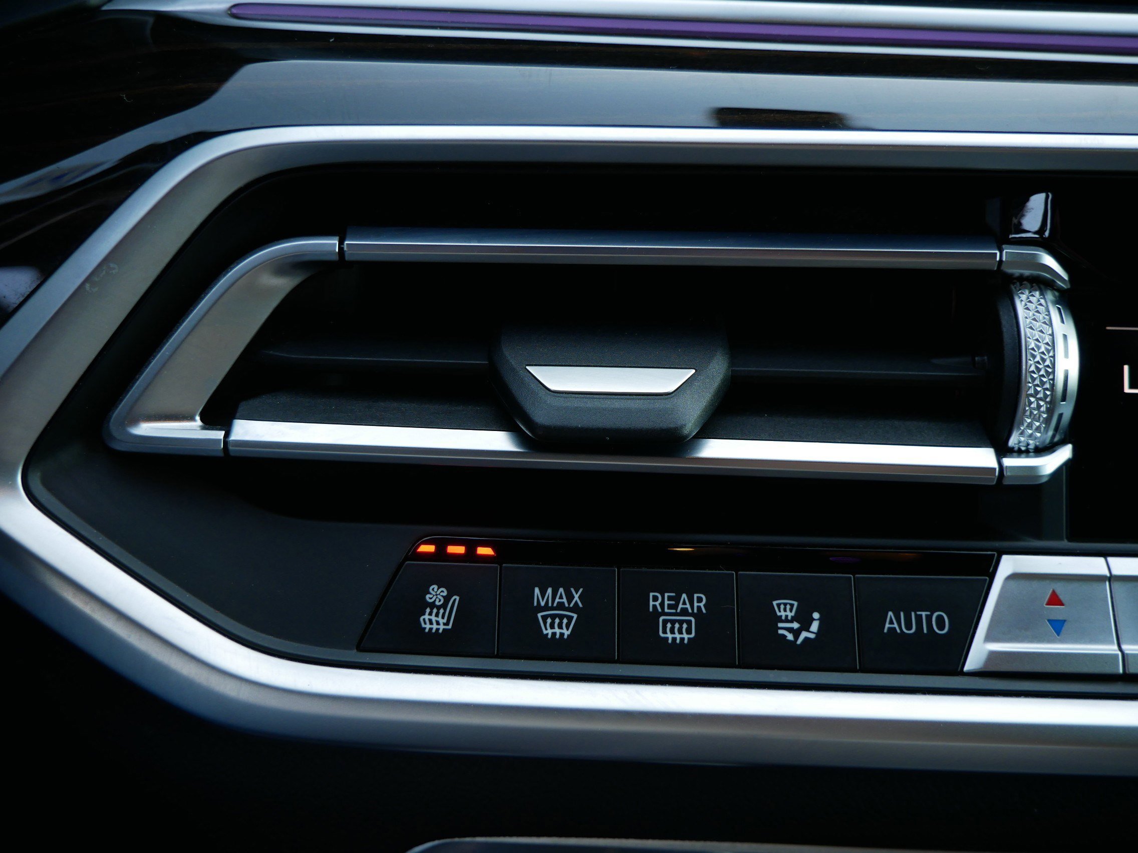 Used 2021 BMW X5 xDrive40i w/ M Sport Package image 50