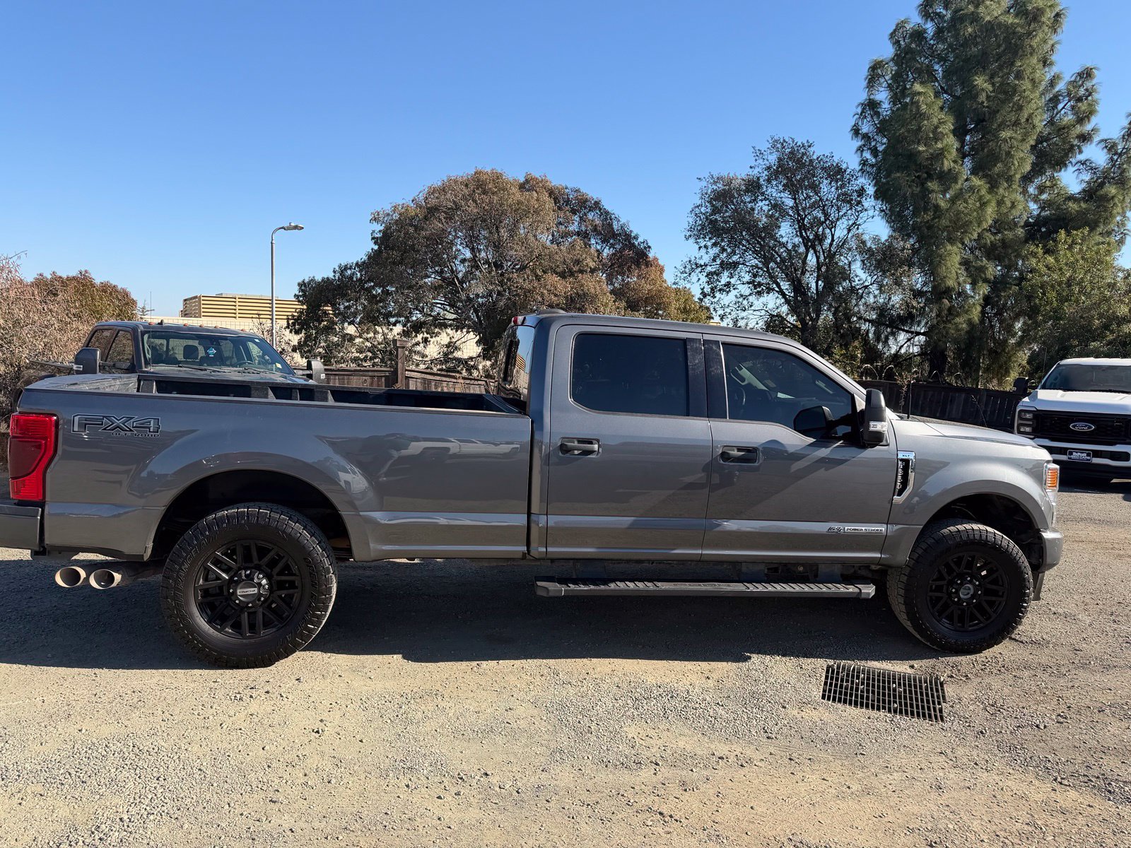 Certified 2022 Ford F350 XLT w/ Black Appearance Package AWD/4WD image 6