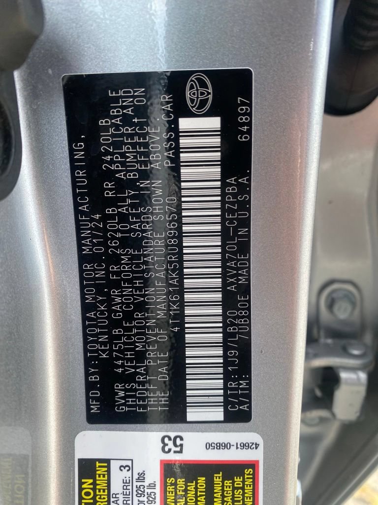 Used 2024 Toyota Camry XSE FWD image 16