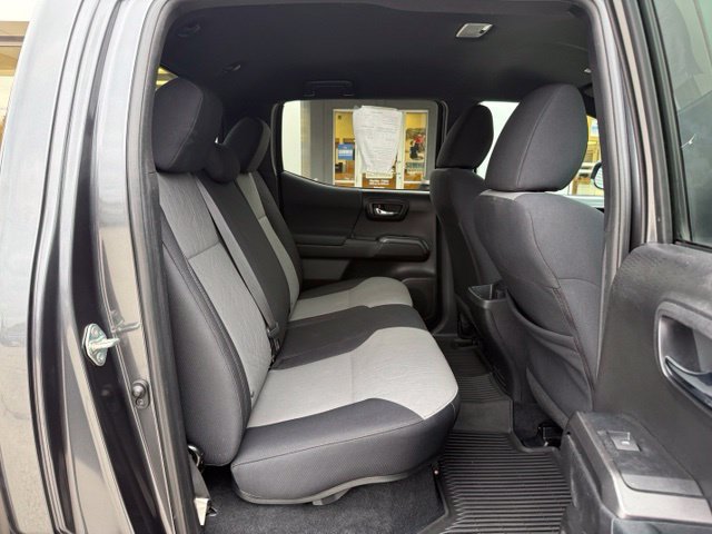 Used 2020 Toyota Tacoma 4x4 Double Cab image 28