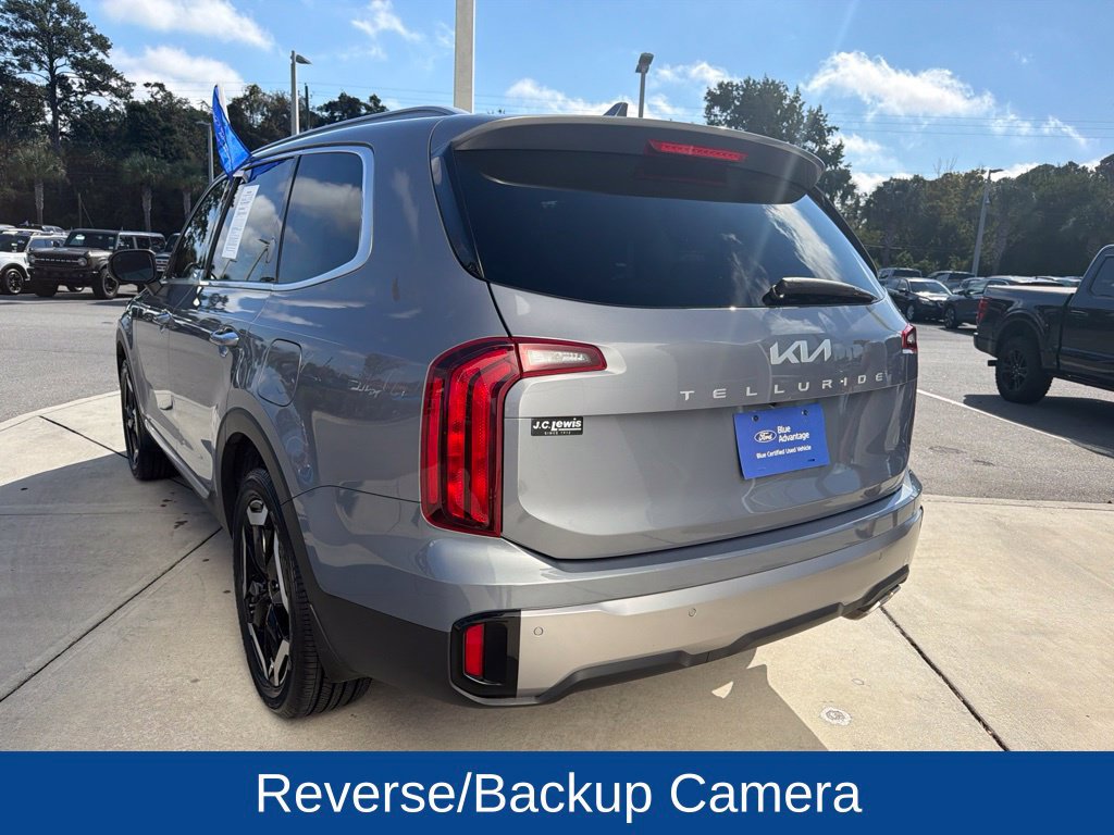 Used 2025 Kia Telluride S FWD image 6