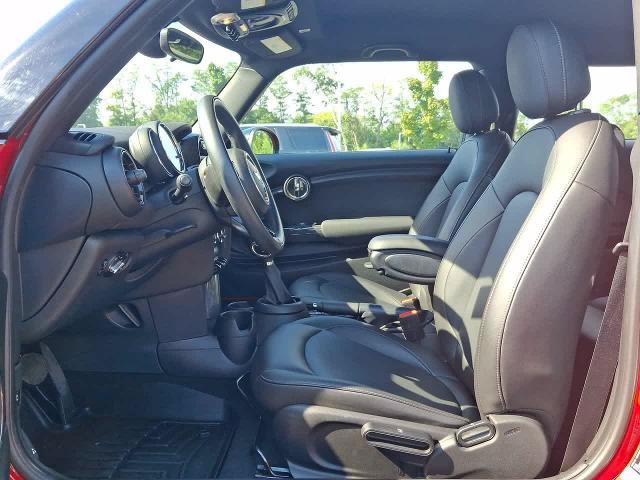 Used 2019 MINI Cooper 2-Door Hardtop FWD image 17