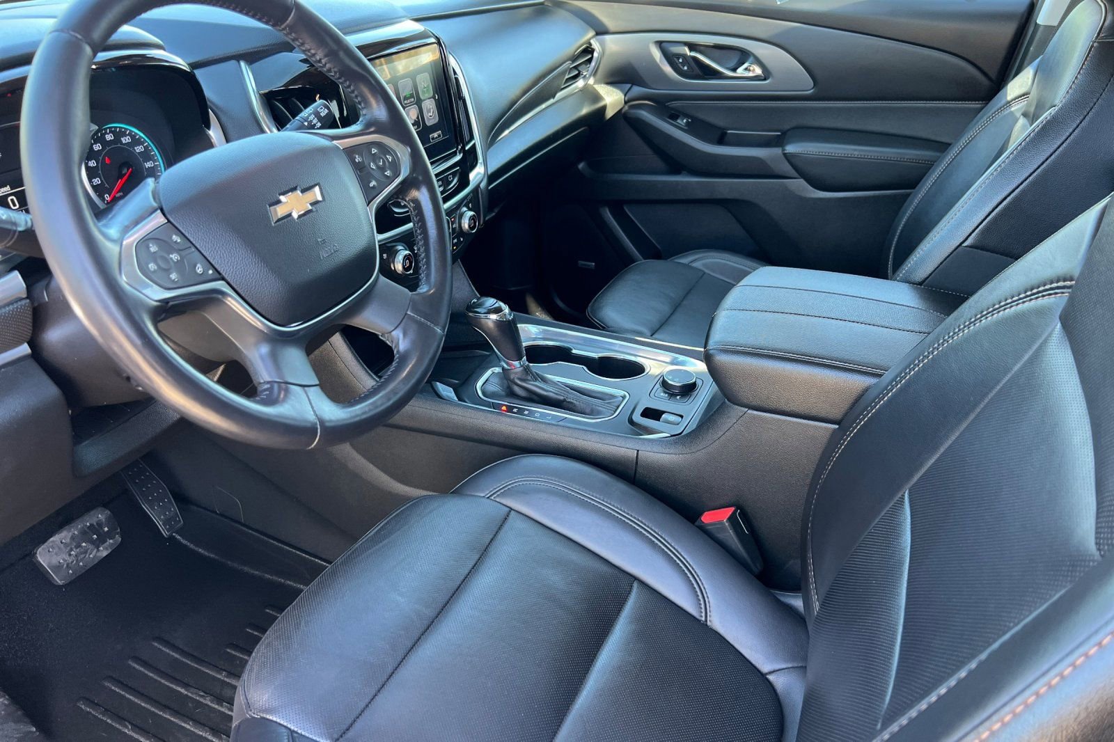 Used 2018 Chevrolet Traverse Premier w/ Redline Edition image 11