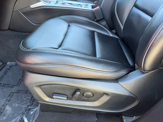 Certified 2024 Ford Explorer XLT w/ Equipment Group 202A AWD/4WD image 15
