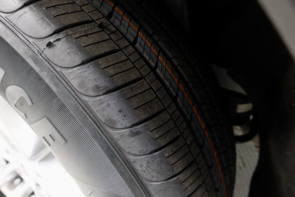 Certified 2023 Ford Explorer XLT w/ Equipment Group 202A image 20