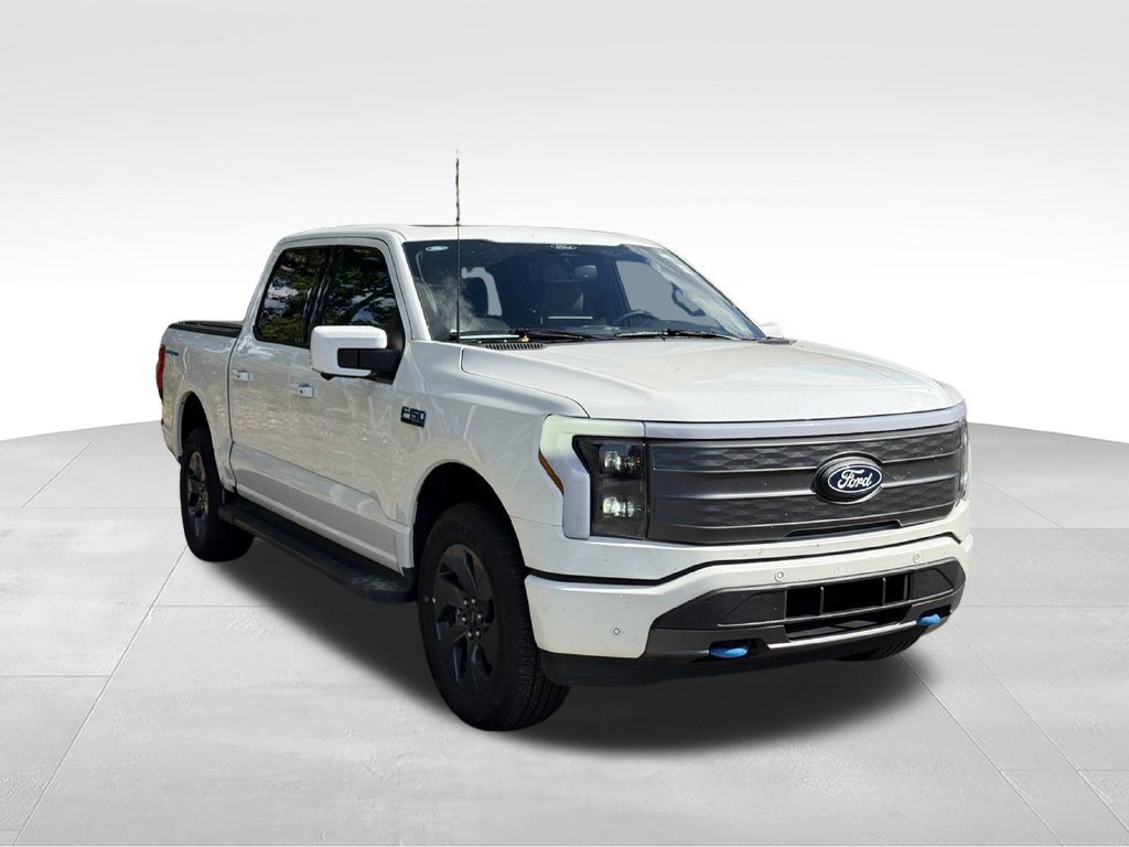 Certified 2025 Ford F150 Lightning Lariat AWD/4WD image 6