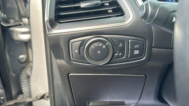 Certified 2020 Ford Edge Titanium image 17