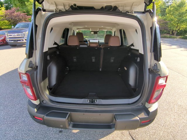 Certified 2025 Ford Bronco Sport Outer Banks w/ Outer Banks Tech Package+ AWD/4WD image 33