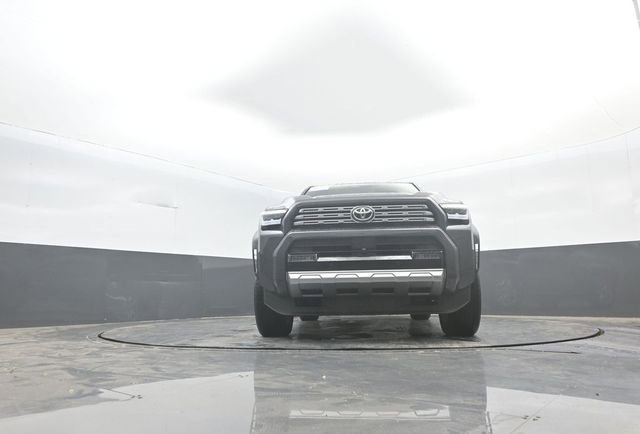 Used 2025 Toyota 4Runner Limited AWD/4WD image 34