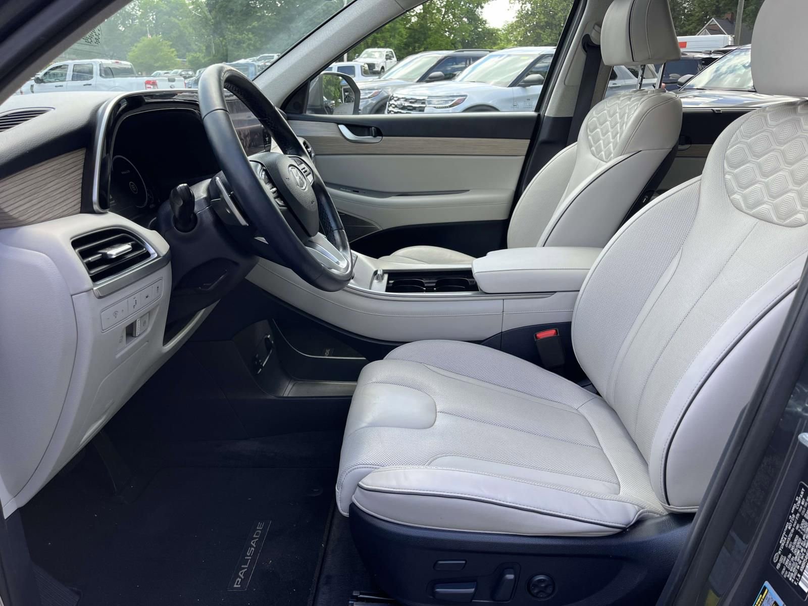 Used 2021 Hyundai Palisade Limited FWD image 15